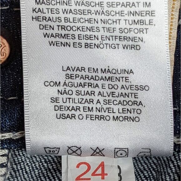 NWT Miss Me Center Stage Super Short Cutoff Jean Shorts - Size 24 - Picture 11 of 13